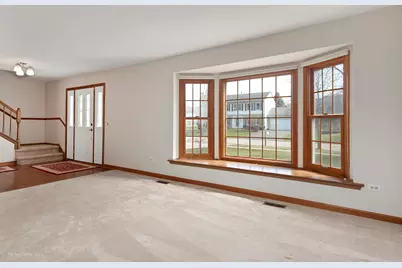 92 Foxboro Lane, Gurnee, IL 60031 - Photo 5