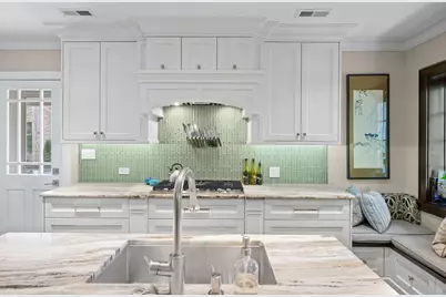 1705 W Leland Avenue, Chicago, IL 60640 - Photo 13