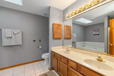 2051 Carlisle Street, Algonquin, IL 60102 - Photo 19