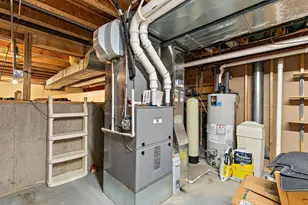 2051 Carlisle St, Algonquin, IL 60102 - Photo 27