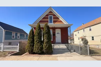 10710 S Green Bay Avenue, Chicago, IL 60617 - Photo 1