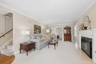 1713 N 76th Ct, Elmwood Park, IL 60707 - Photo 3