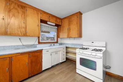 3049 38th Street, Rock Island, IL 61201 - Photo 7