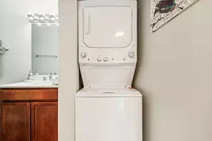 1565 Raymond Dr, Naperville, IL 60563 - Photo 21