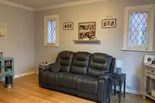 213 W Quincy St, Riverside, IL 60546 - Photo 3