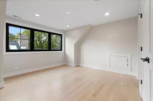 104 S Monroe St, Hinsdale, IL 60521 - Photo 43