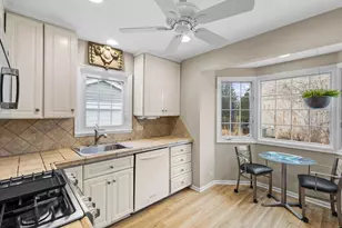 1120 Raleigh Rd, Glenview, IL 60025 - Photo 11