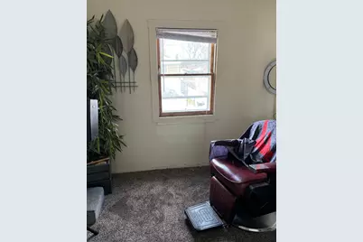 8212 S Vernon Avenue, Chicago, IL 60619 - Photo 11