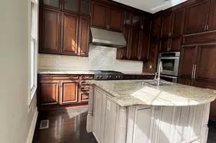 2008 S Calumet Ave, Chicago, IL 60616 - Photo 11