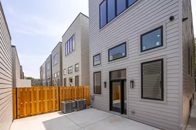 1638 W Wolfram Street, Chicago, IL 60657 - Photo 31