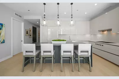 360 W Erie Street #3D, Chicago, IL 60654 - Photo 3