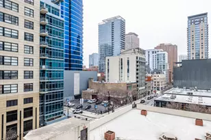 70 W Huron St, Chicago, IL 60654 - Photo 33