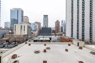 70 W Huron St, Chicago, IL 60654 - Photo 41