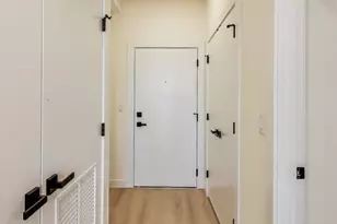 1950 W Lawrence Ave, Chicago, IL 60640 - Photo 3