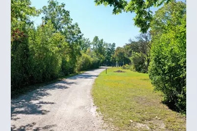 18238 W Gages Lake Road, Grayslake, IL 60030 - Photo 15