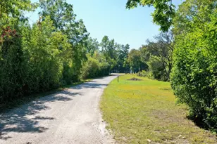 18238 W Gages Lake Rd, Grayslake, IL 60030 - Photo 15