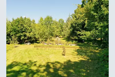 18238 W Gages Lake Road, Grayslake, IL 60030 - Photo 17