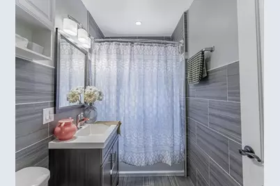 5717 N Kimball Avenue #2N, Chicago, IL 60659 - Photo 9