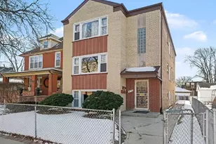 2523 Grunewald St, Blue Island, IL 60406 - Photo 1