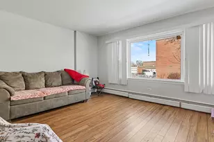 2523 Grunewald St, Blue Island, IL 60406 - Photo 15