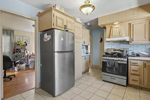 2523 Grunewald St, Blue Island, IL 60406 - Photo 7