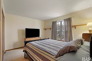 974 Annandale Dr, Elgin, IL 60123 - Photo 17