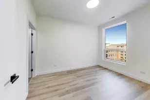 1950 W Lawrence Ave, Chicago, IL 60640 - Photo 9