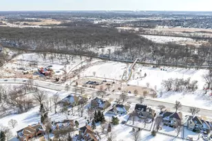 364 Avena Cir, Naperville, IL 60565 - Photo 41