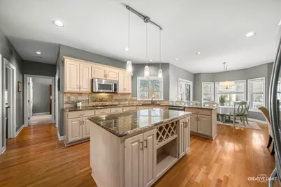 364 Avena Circle, Naperville, IL 60565 - Photo 11