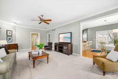 364 Avena Circle, Naperville, IL 60565 - Photo 9