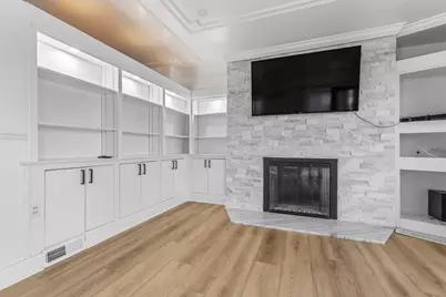 8239 Beach Drive, Rockford, IL 61103 - Photo 7