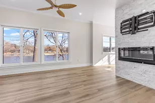 8239 Beach Dr, Rockford, IL 61103 - Photo 27