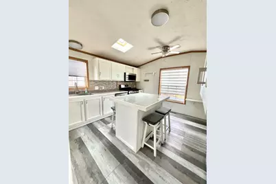 1304 Lauren Drive, Sandwich, IL 60548 - Photo 7