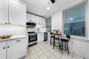 3640 N Pine Grove Ave, Chicago, IL 60613 - Photo 7