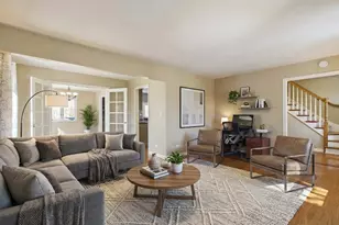 209 Mooregate Trail, Hawthorn Woods, IL 60047 - Photo 5