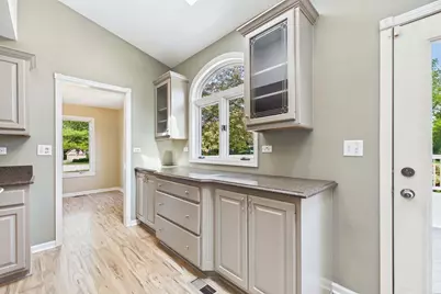 209 Mooregate Trail, Hawthorn Woods, IL 60047 - Photo 9