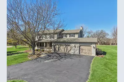 209 Mooregate Trail, Hawthorn Woods, IL 60047 - Photo 3