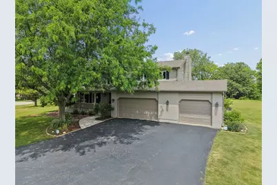209 Mooregate Trail, Hawthorn Woods, IL 60047 - Photo 1