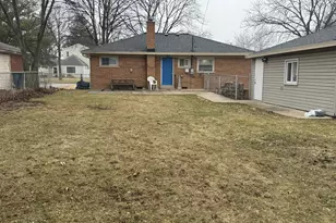 711 N Kenilworth Ave, Elmhurst, IL 60126 - Photo 3