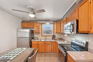 354 Marquette St, Park Forest, IL 60466 - Photo 7