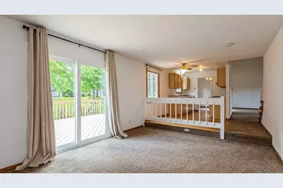 664 Regent Drive, Crystal Lake, IL 60014 - Photo 5