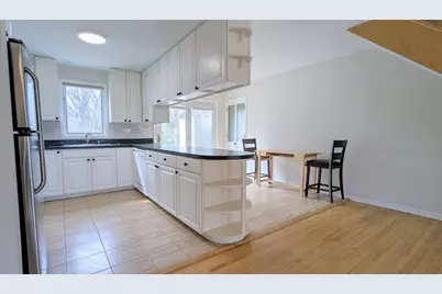 709 W Kenilworth Avenue, Palatine, IL 60067 - Photo 5