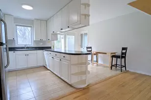 709 W Kenilworth Ave, Palatine, IL 60067 - Photo 5