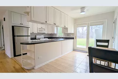 709 W Kenilworth Avenue, Palatine, IL 60067 - Photo 7