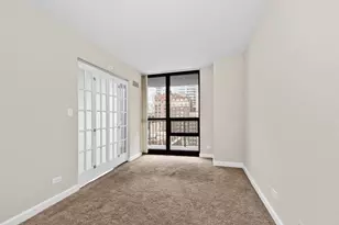 10 E Ontario St, Chicago, IL 60611 - Photo 7