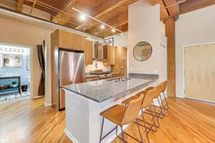 1040 W Adams St, Chicago, IL 60607 - Photo 5