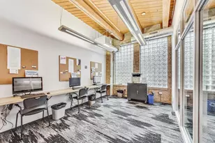 1040 W Adams St, Chicago, IL 60607 - Photo 25