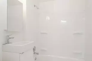 3243 N Western Ave, Chicago, IL 60618 - Photo 11