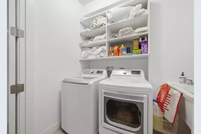 2528 N Linden Place #1, Chicago, IL 60647 - Photo 19