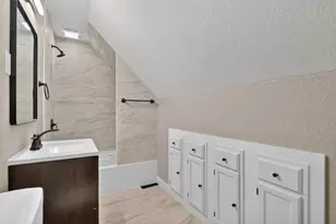 1011 15th St, Rockford, IL 61104 - Photo 23